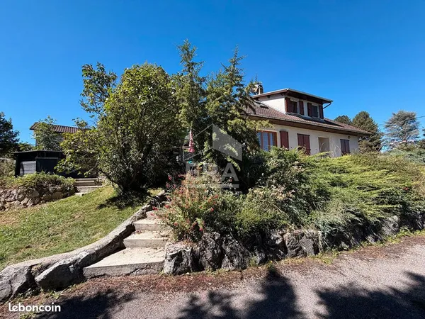 Maison 7 pièces 170 m²