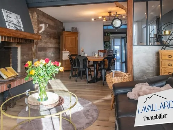Maison 8 pièces 170 m²