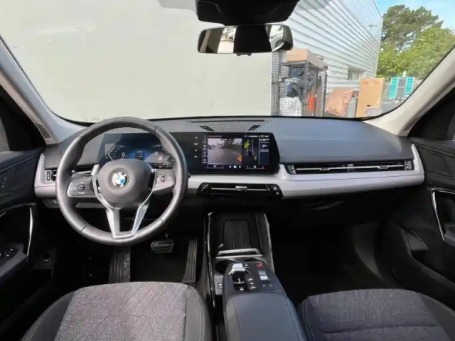 Bmw X1 sdrive18i 136ch — photo 4