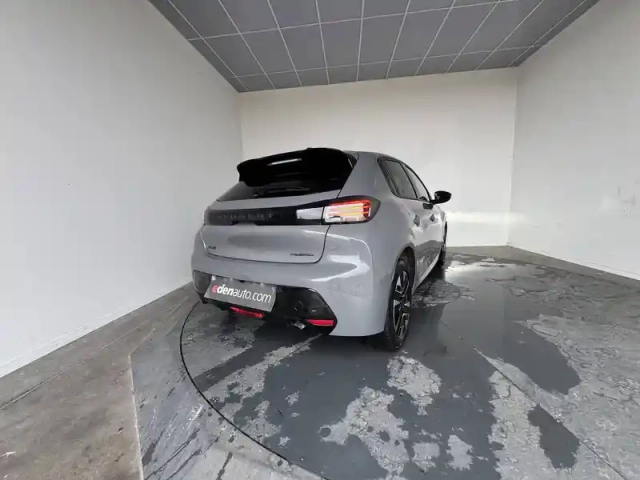 Peugeot 208 hybrid 100 e-dcs6 — photo 5