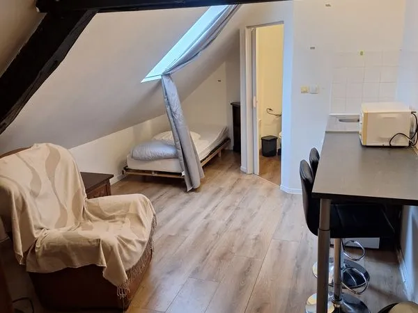 Studio meublé