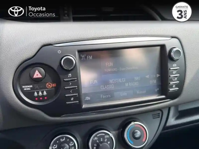 Toyota Yaris 110 vvt-i france 5p my19 — photo 11