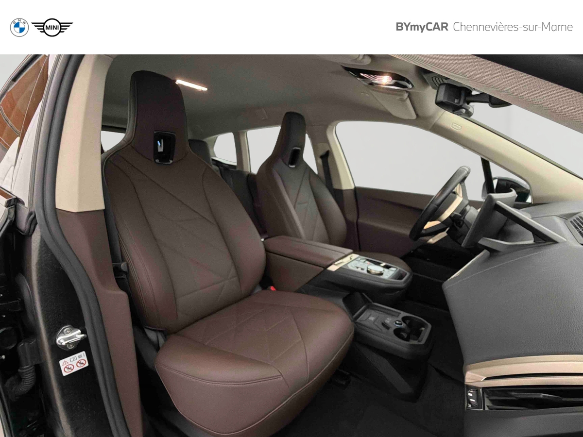 BMW iX xDrive40 326ch — photo 14