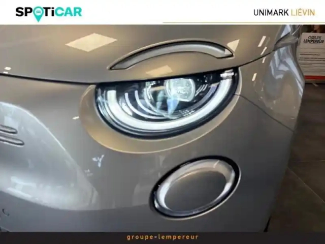 Fiat 500 e 118ch giorgio armani collectors edition my25 step 2 — photo 4
