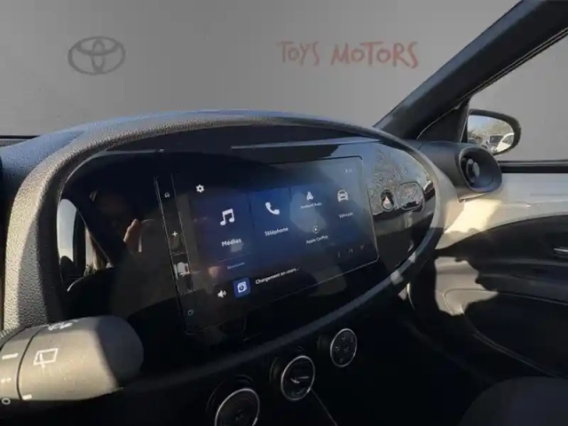 Toyota Aygo 1.0 vvt-i 72 dynamic — photo 13