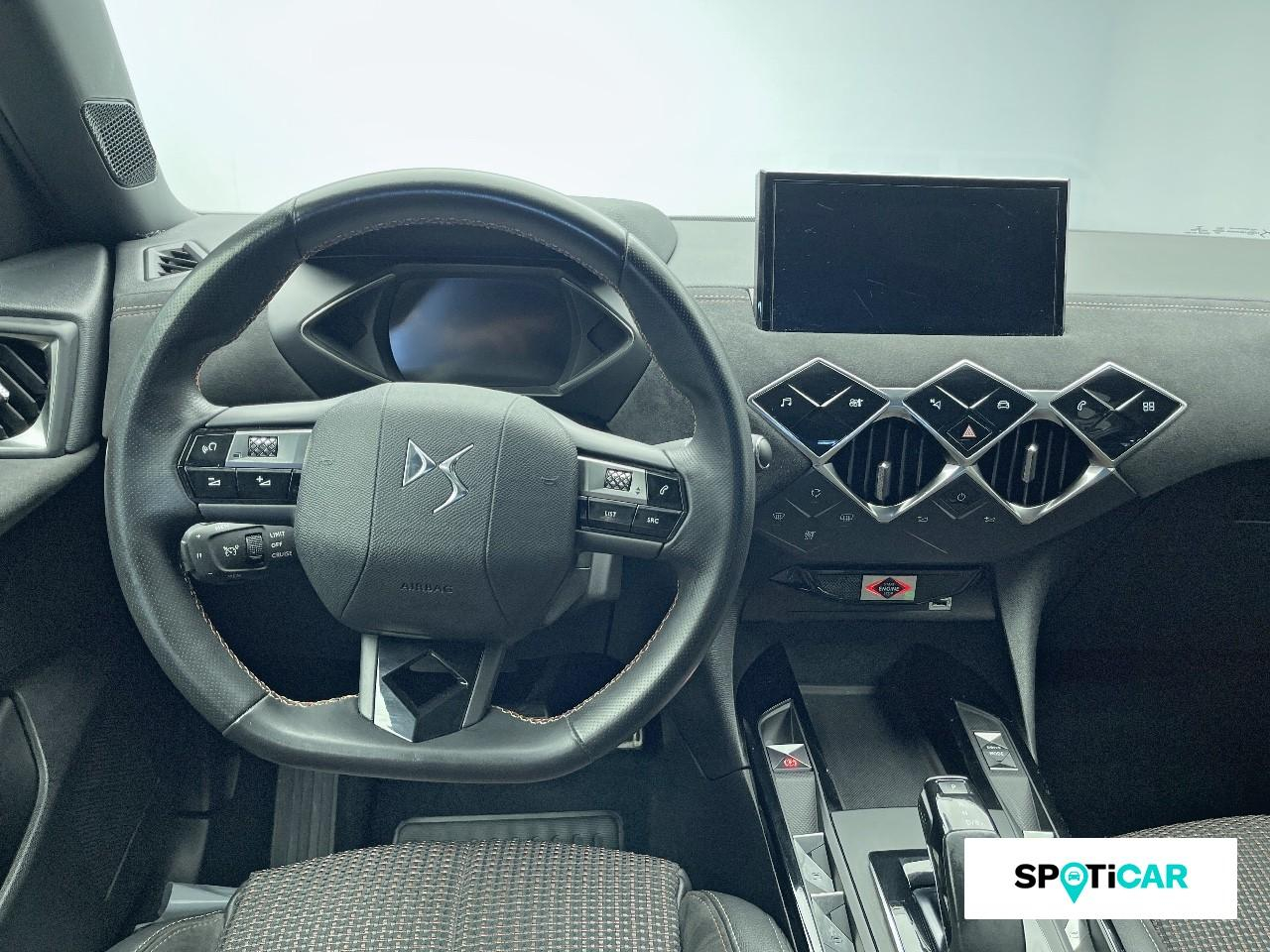 Ds Ds 3 crossback e-tense performance line — photo 13