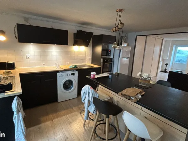 4 pièces 85 m2. La Rochelle . Quartier Laleu