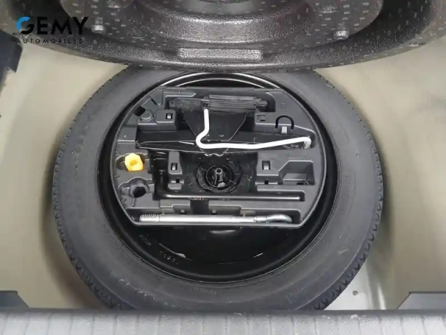 Peugeot 208 puretech 130 s&amp;s eat8 — photo 21