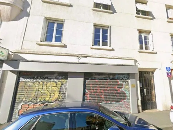Local commercial 73 m²