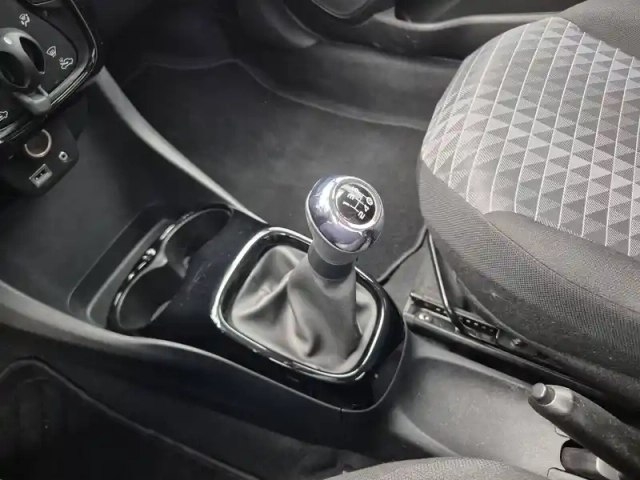 Peugeot 108 vti 72ch s&amp;s bvm5 — photo 13