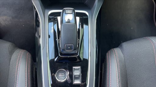 Peugeot 308 1.2 PureTech 130 EAT8 - GT – 2021 – 74274 km – Essence – Boîte Automatique — photo 30