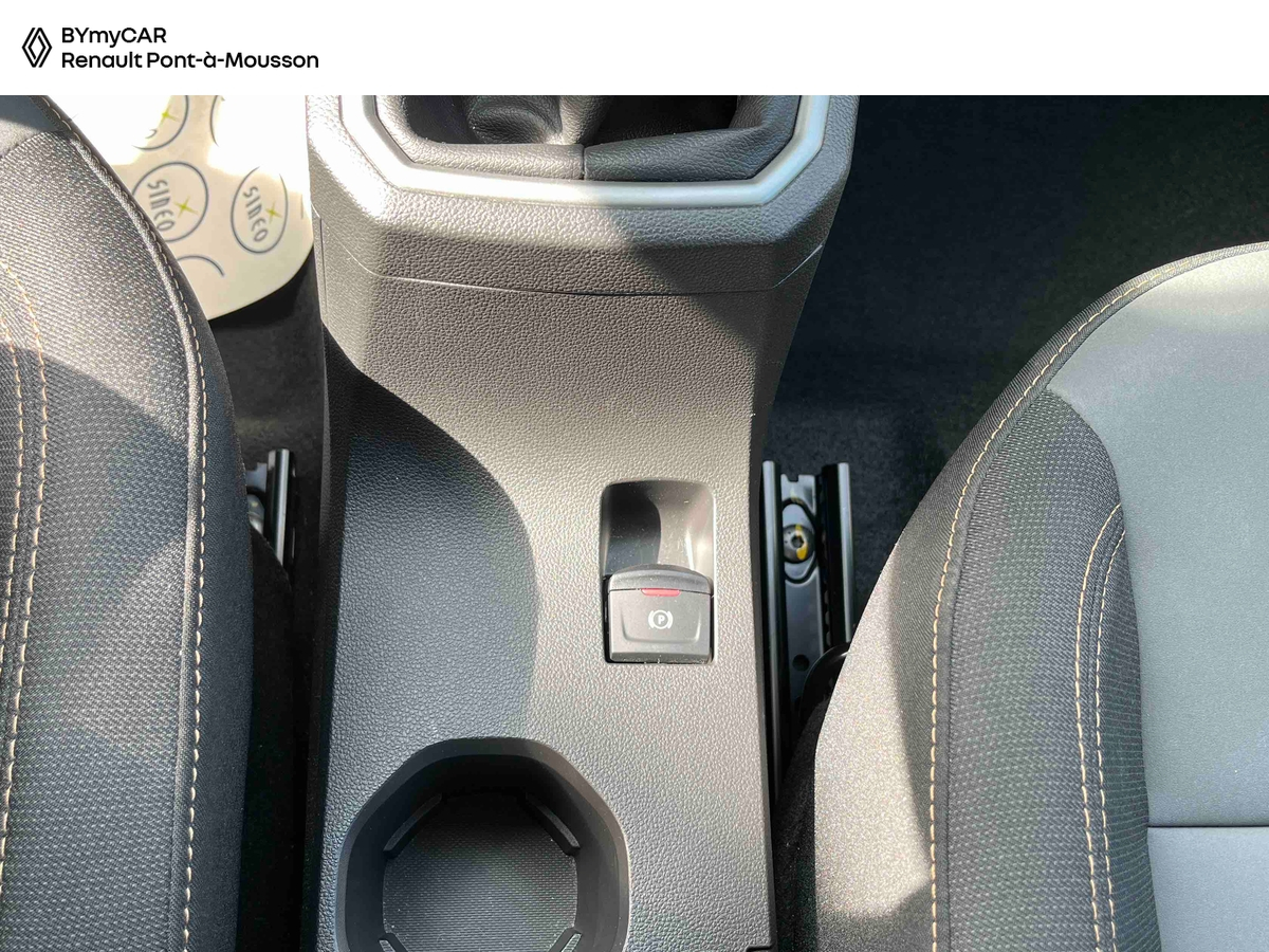 Dacia Jogger TCe 110 5 places — photo 21