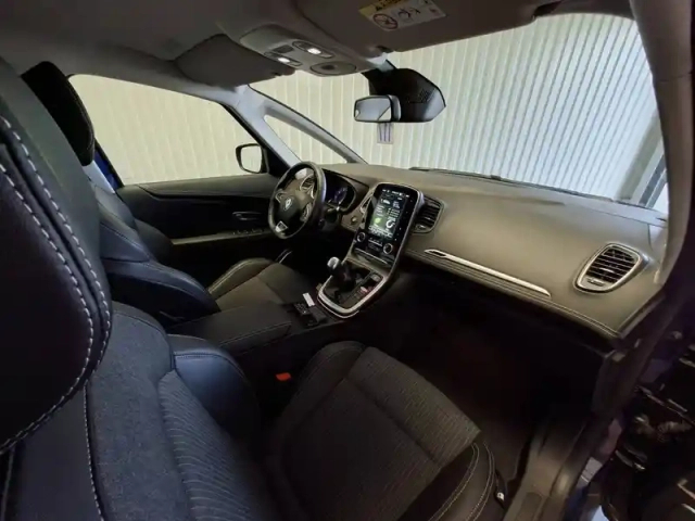 Renault Scenic grand  tce 140 — photo 34