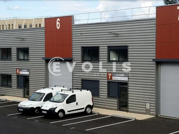 A louer à VILLEURBANNE - 1 227 m² divisibles à partir de 591 m²