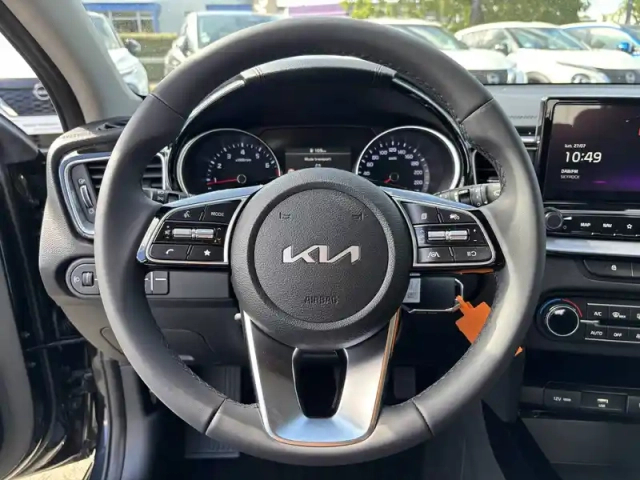 Kia Ceed sw 1.5 t-gdi 140 ch bvm6 — photo 23