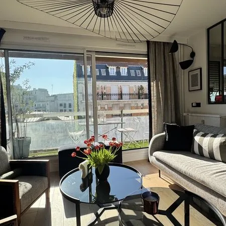 À louer - Appartement meublé 2 pièces - 47 m² - Balcon - Climatisation