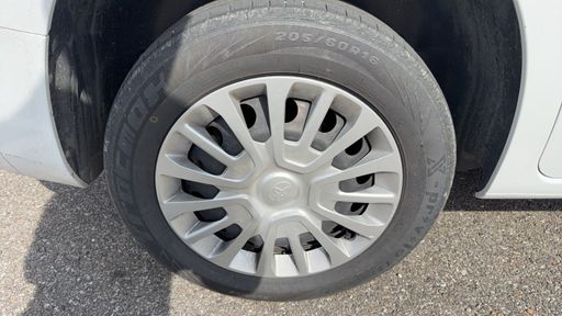 Toyota ProAce City 1.5L D-4D 102 - Active – 2024 – 68515 km – Diesel – Boîte Manuelle — photo 27