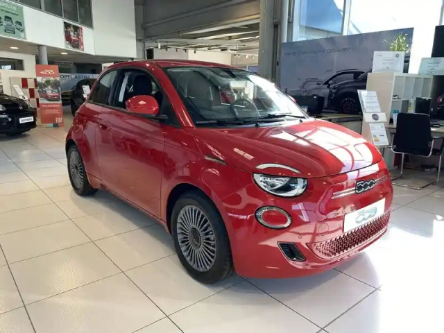 Fiat 500 3+1 e 95 ch — photo 28