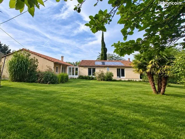 Maison de caractère 239 m² - 8 pièces - Terrain 4 200 m²
