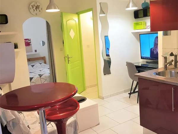 Appartement T2 meublé en formule tout inclus Sainte Savine centre DPE C