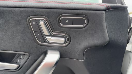 Mercedes Classe CLA Coupe 250e 218 8G-DCT - AMG Line – 2024 – 40387 km – Hybride rechargeable – Boîte Robotisée — photo 13