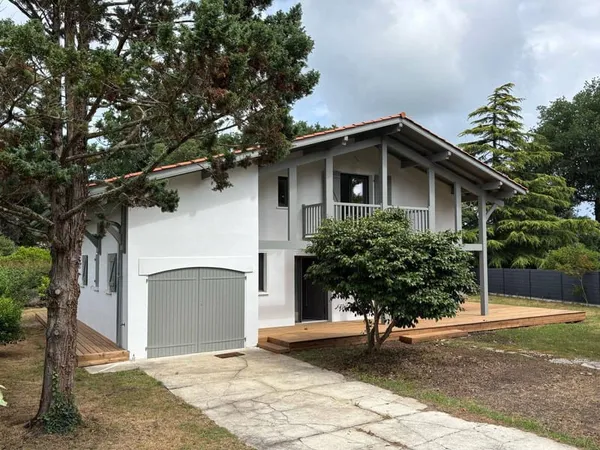 Maison 5 pièces 141 m²