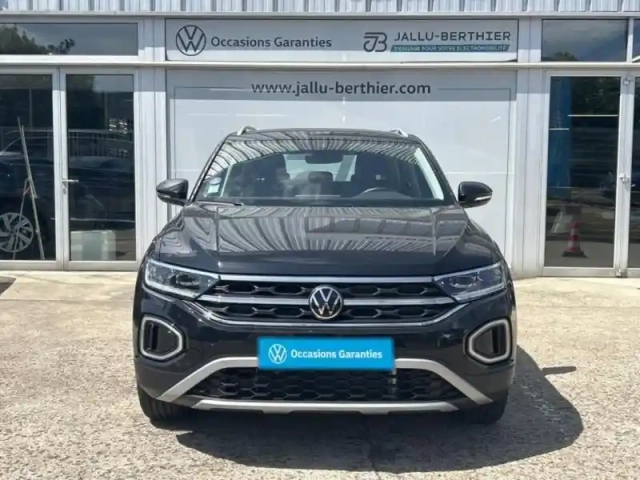 Volkswagen T-Roc 1.5 tsi evo 150ch style dsg7 — photo 5