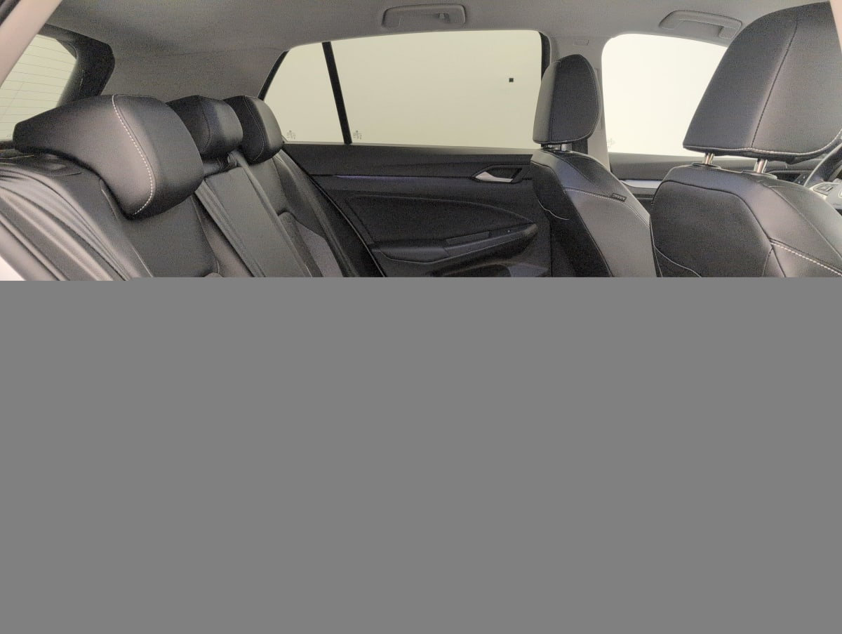 Volkswagen Golf 8 — photo 10
