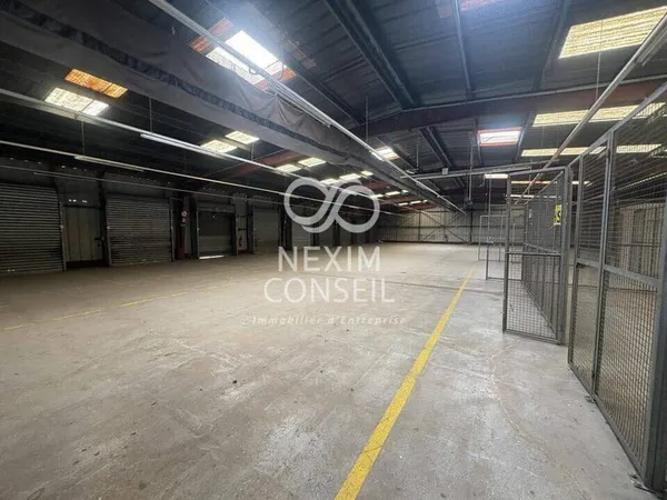 Entrepôt 5275 m²