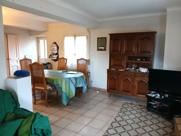 Maison avec jardin