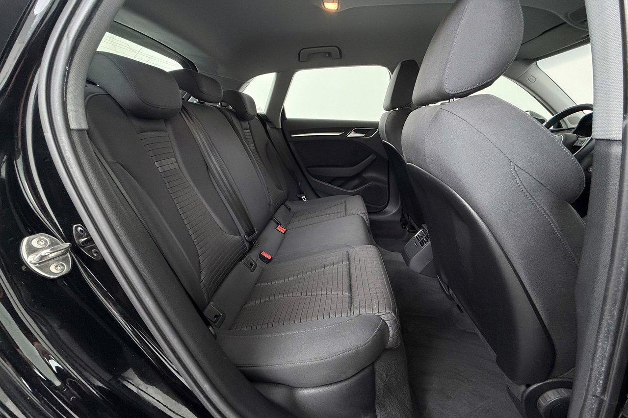 Audi A3 Sportback — photo 20