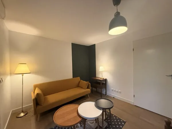 A LOUER T2 MEUBLE PESSAC