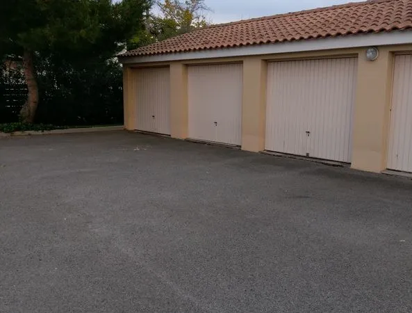Garage individuel secteur poste de Fréjus