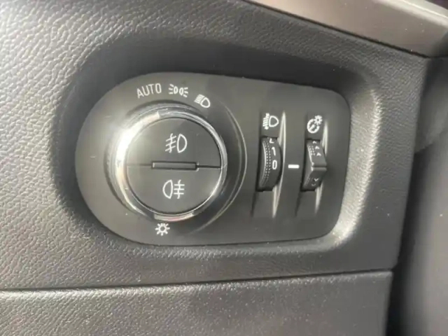Opel Mokka 1.2 turbo 100ch elegance — photo 12
