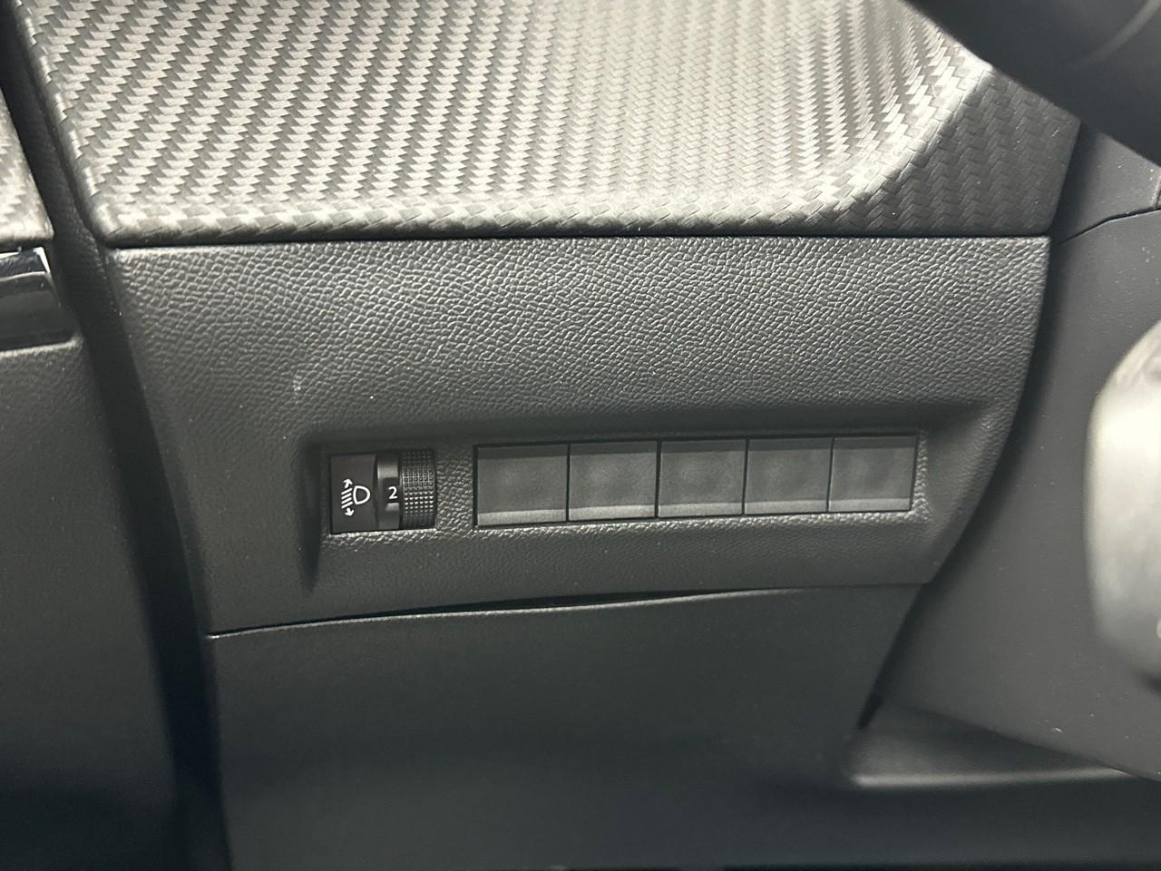 Peugeot 2008 100 s&s bvm6 style — photo 16
