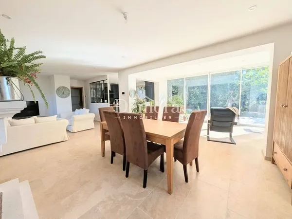 Maison 5 pièces 130 m²