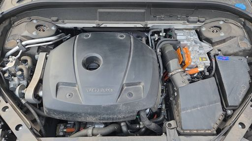 Volvo XC60 T6 Recharge 2.0 Ti 253 Plug in Hybrid 145 AWD Geartronic8 - Plus Style Dark – 2024 – 42063 km – Hybride rechargeable – Boîte Automatique — photo 66