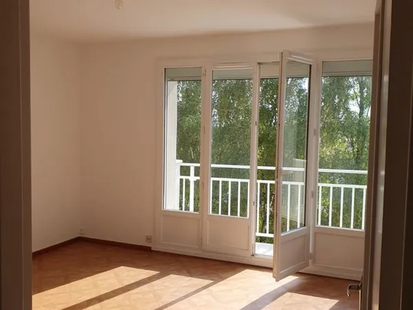 Appartement T3 plein sud dans residence