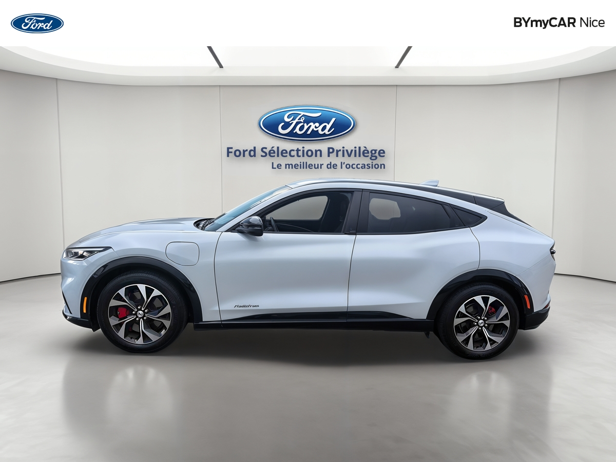 Ford Mustang Mach-E Standard Range 76 kWh 269 ch AWD — photo 2