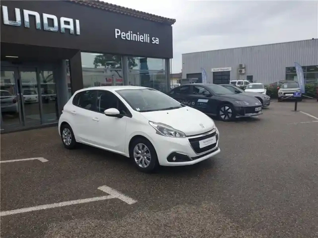 Peugeot 208 puretech 82ch s&amp;s bvm5