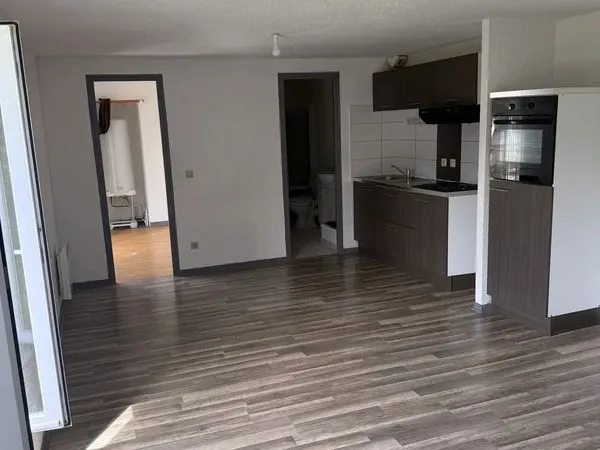 Appartement · 37 m² · 2 pièces - Etage 1/3
