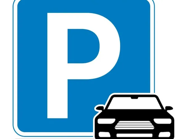 Vends 2 places de parking centre ville de Vincennes à 2 mn du RER A VINCENNES