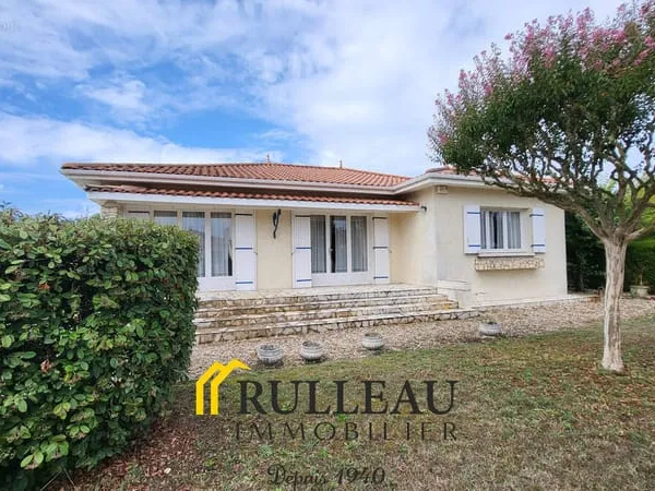 À vendre Maison de plain-pied 117 m2 Hyper centre Saint-André-de-Cubzac Jardin, garage et sous