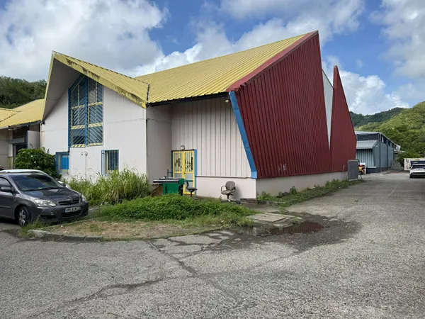 Local commercial 450 m²