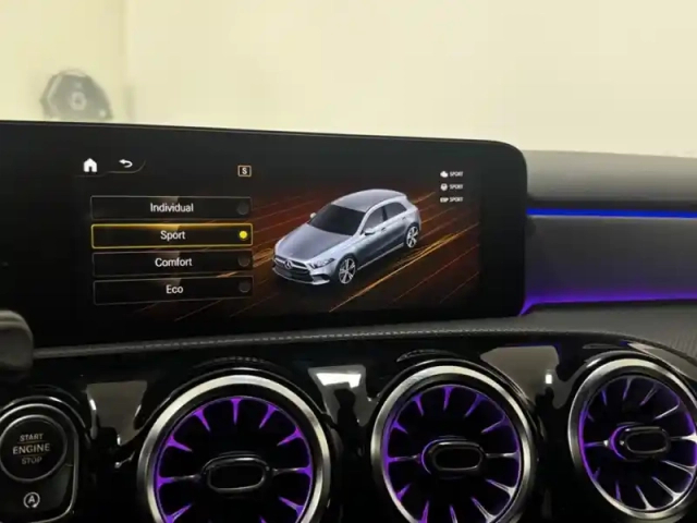 Mercedes Classe A a 200 compacte — photo 13