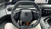 Peugeot 3008 1.2 Hybrid 145ch GT e-DCS6 — photo 25