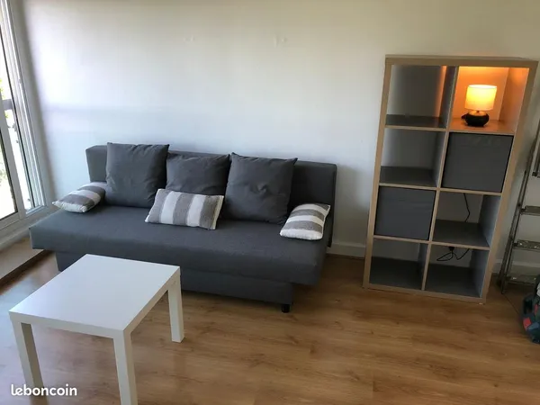 Studio meublé à louer
