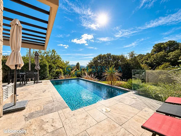 Villa 4 pièces 136 m²