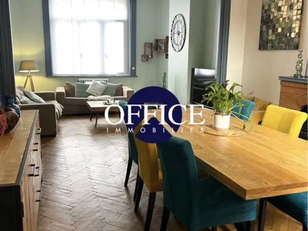 Exclusivité Office Immobilier  Élégante maison bourgeoise de 150 m² au coeur de Lens avec garage et