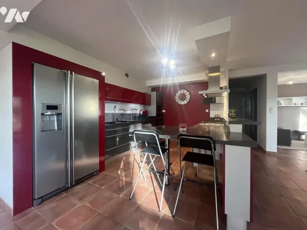 Maison 7 pièces 159 m²